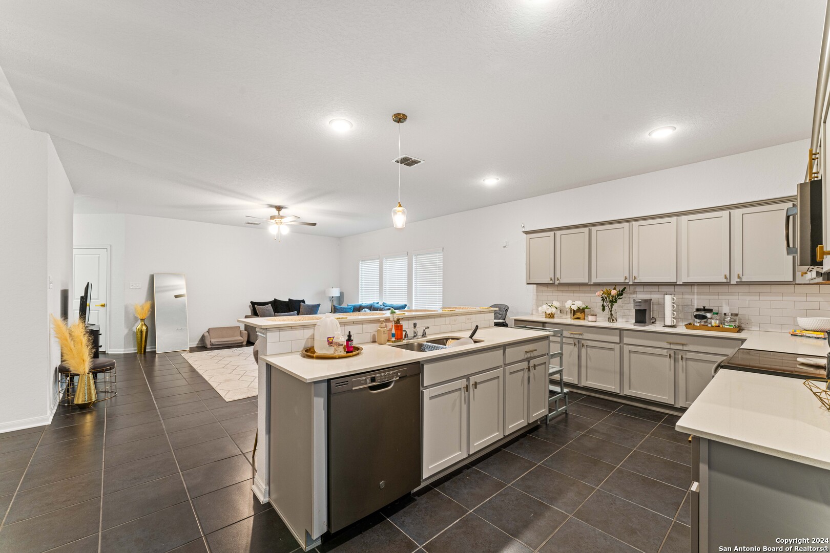 2514 BORDELON NEST