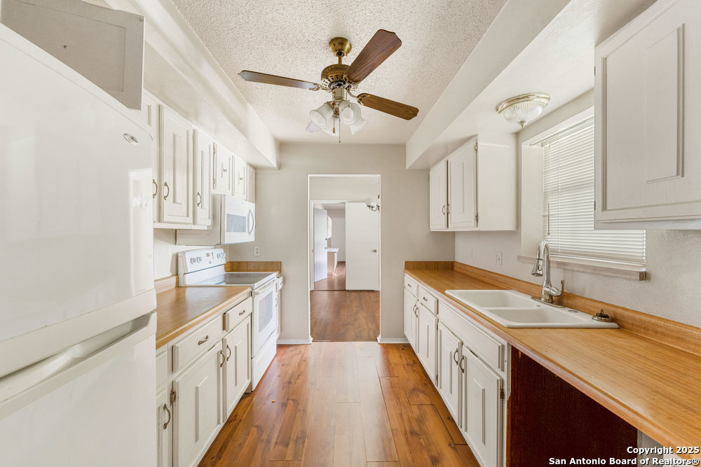 309 Twin Oak