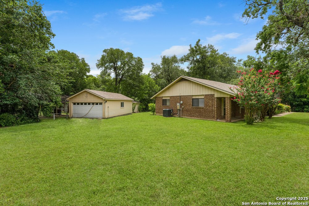 309 Twin Oak