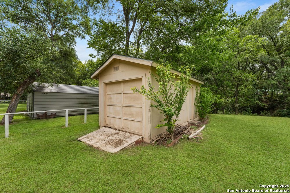 309 Twin Oak