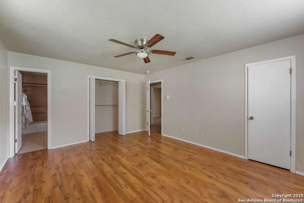 309 Twin Oak