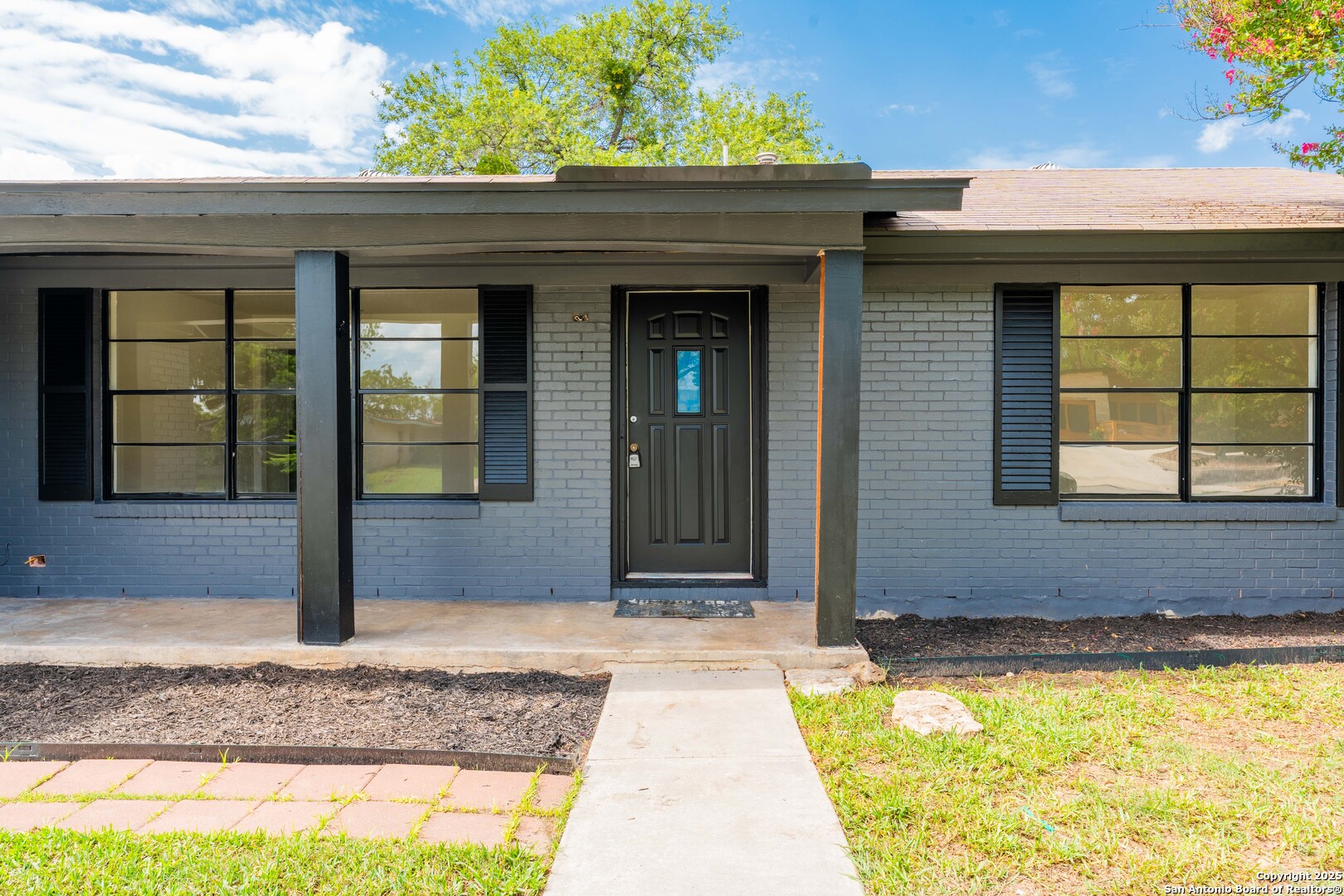 4407 Bikini Dr