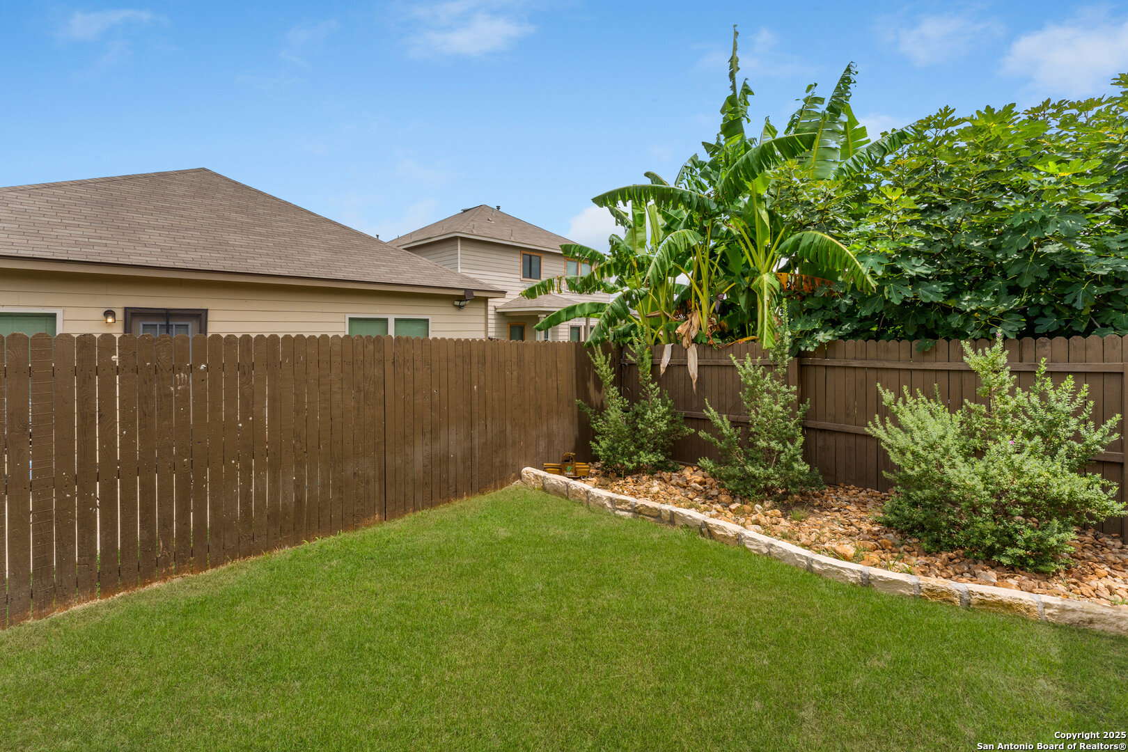1115 CASPIAN PT