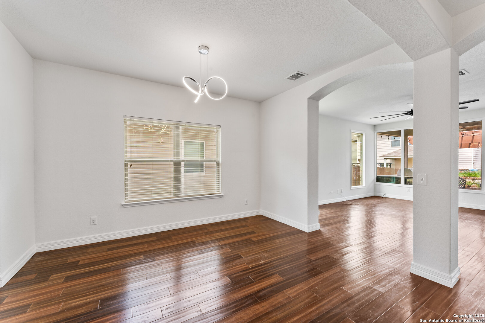 1115 CASPIAN PT