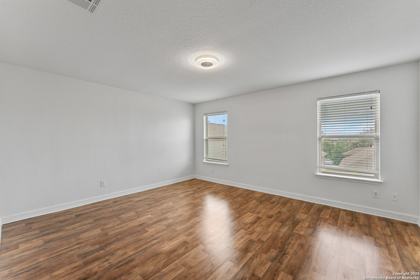 1115 CASPIAN PT