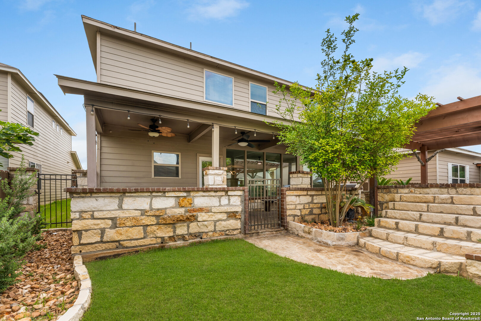 1115 CASPIAN PT