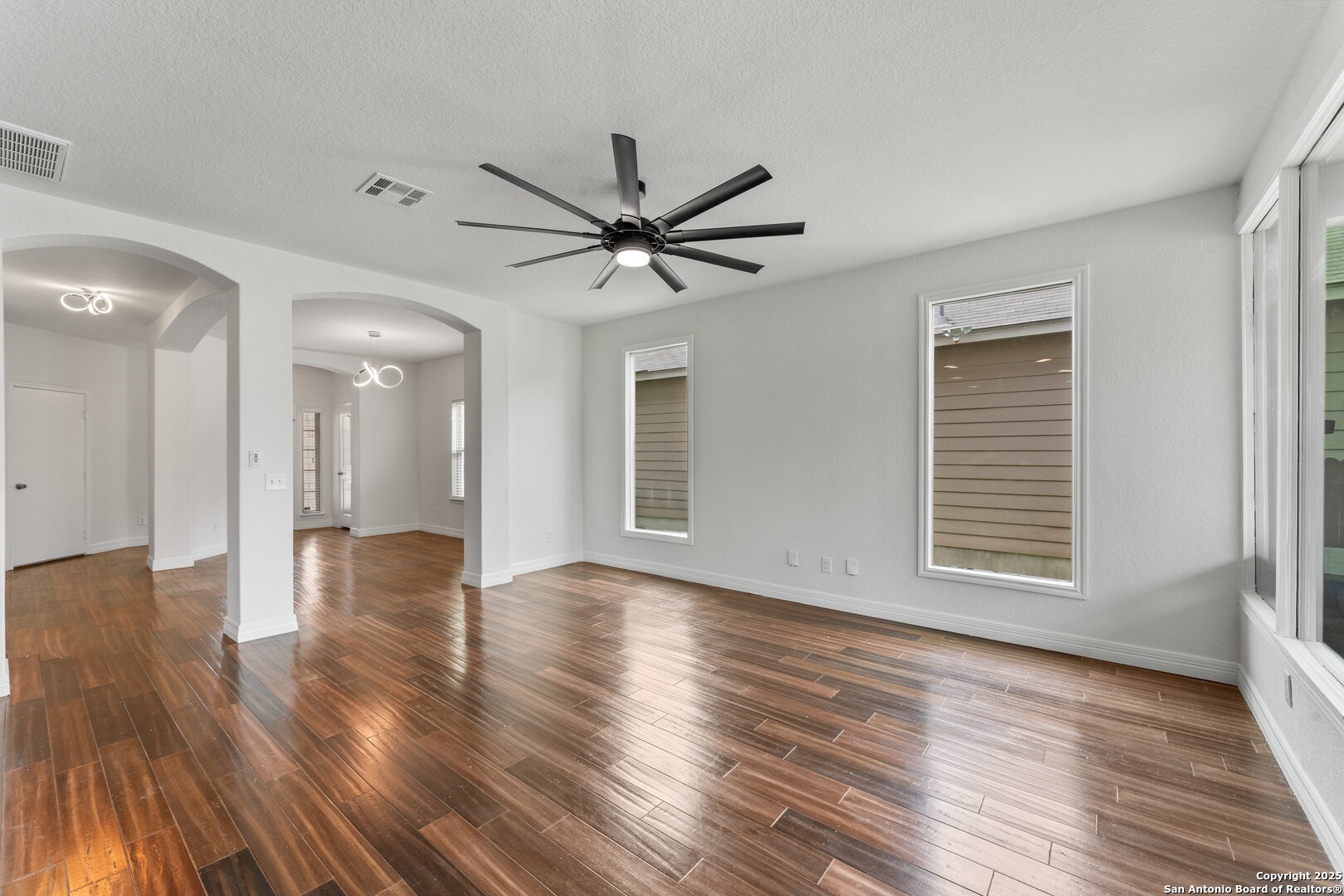1115 CASPIAN PT