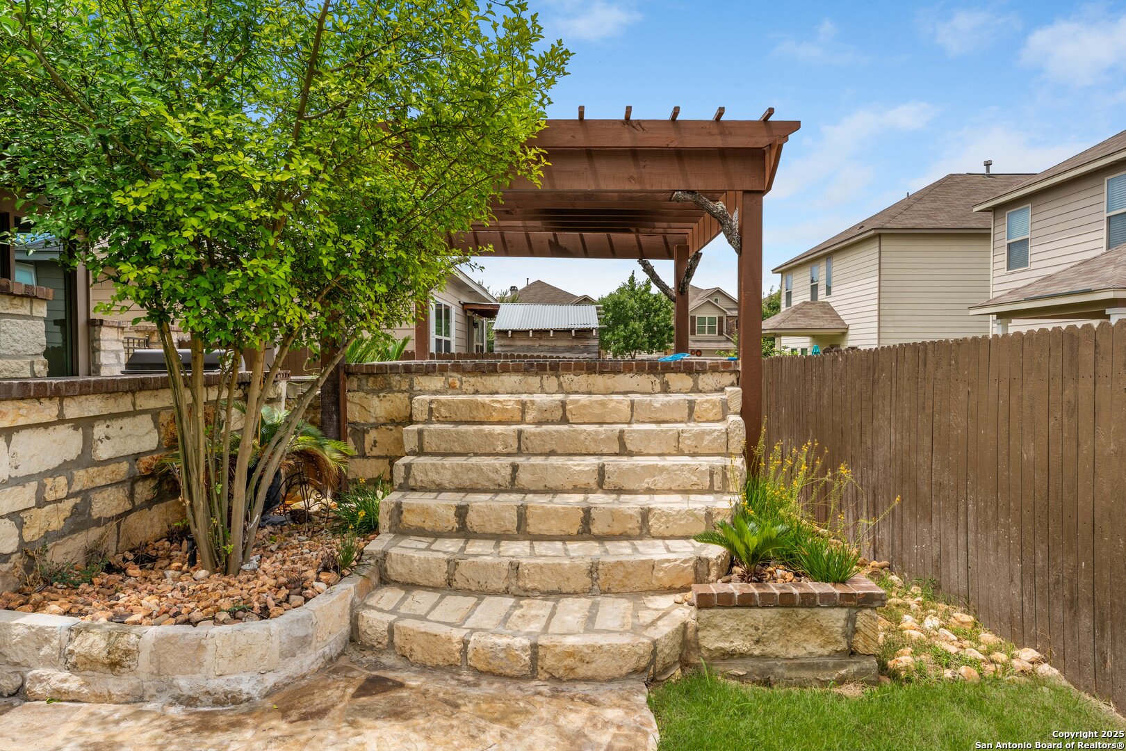 1115 CASPIAN PT