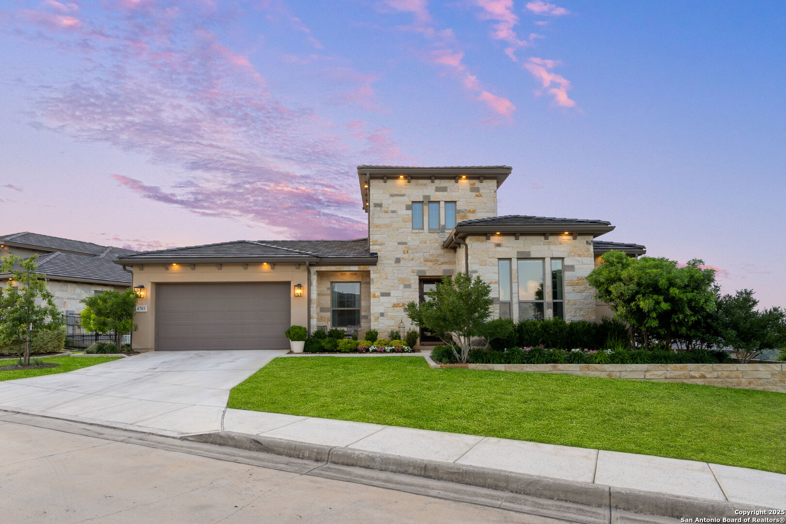 6703 Bella Colina