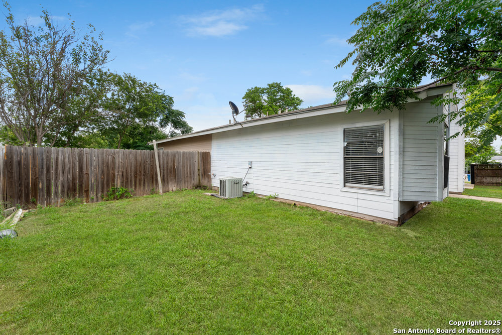 9611 Simplicity Dr