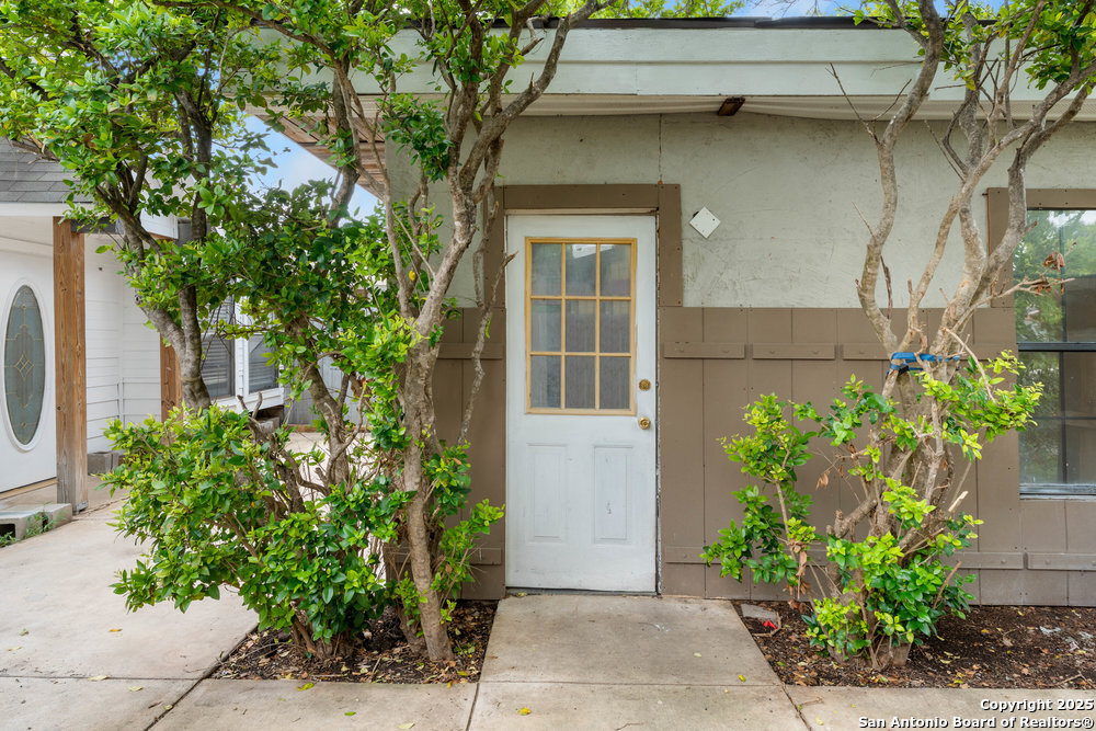 9611 Simplicity Dr