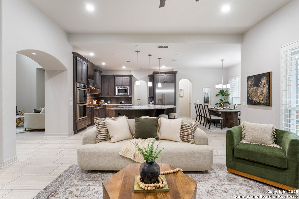 14307 Hill Prince