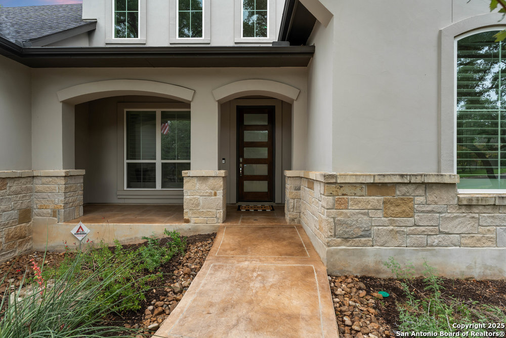 14307 Hill Prince