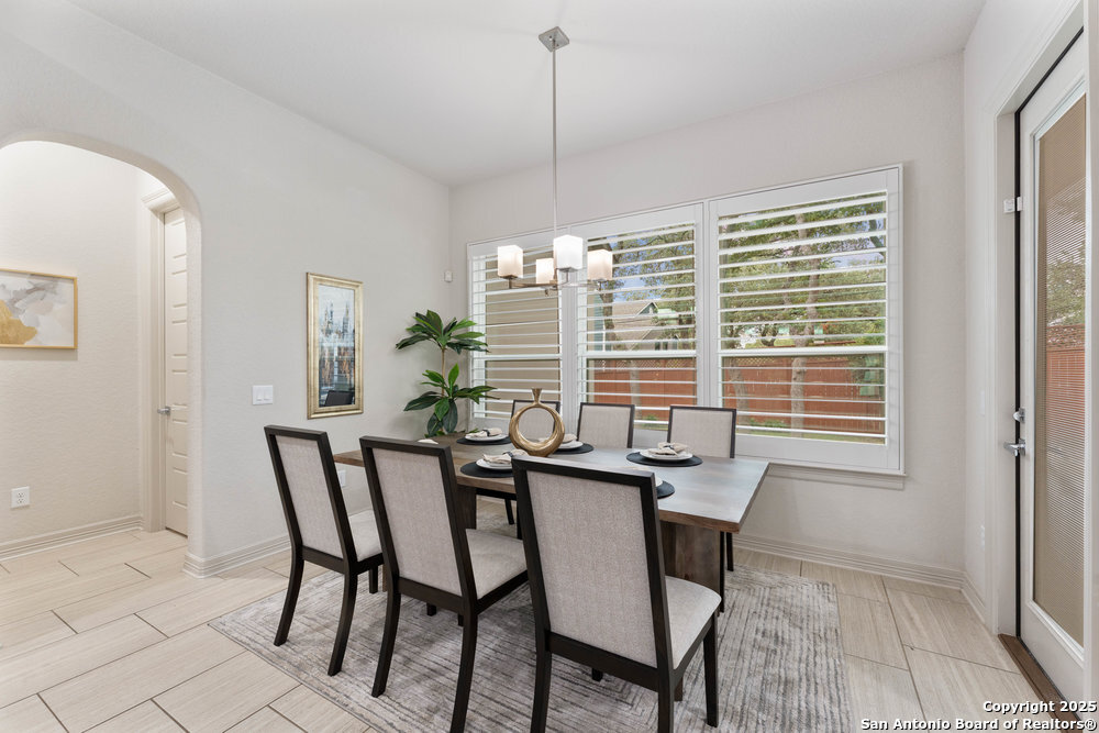 14307 Hill Prince