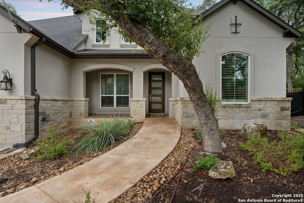 14307 Hill Prince