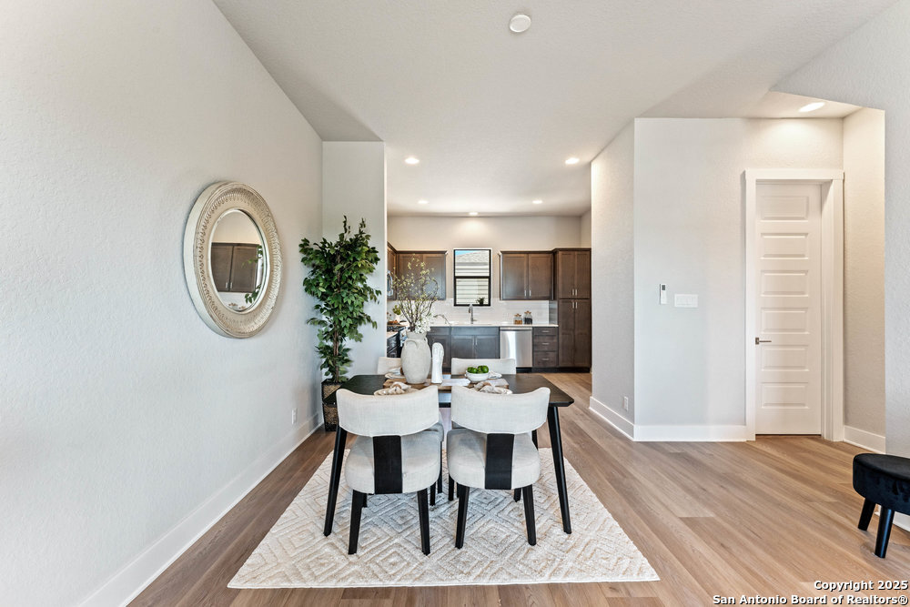 7946 Kennedy Hill