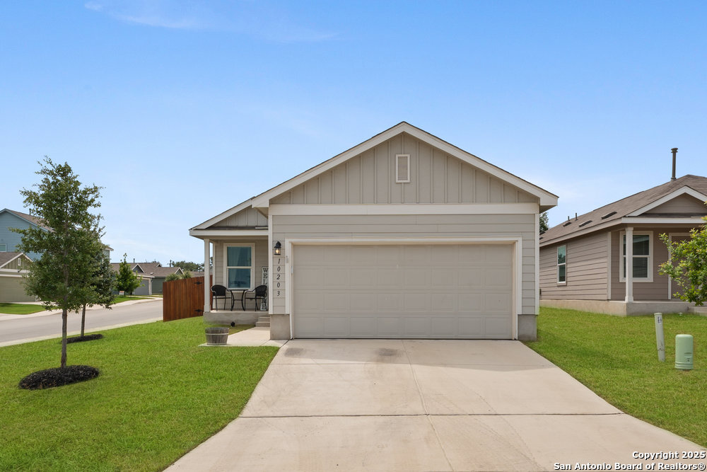 10203 Devon Wheel St