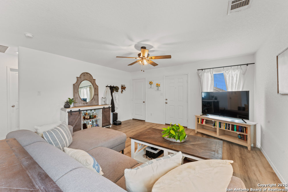 10203 Devon Wheel St
