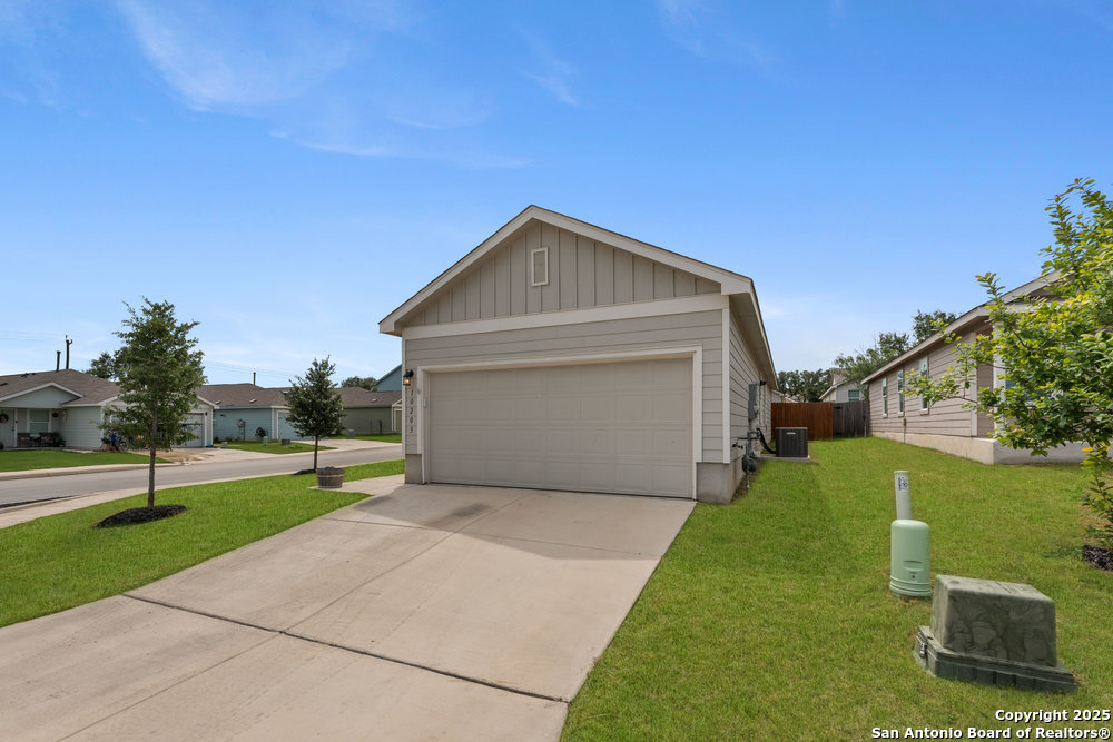 10203 Devon Wheel St