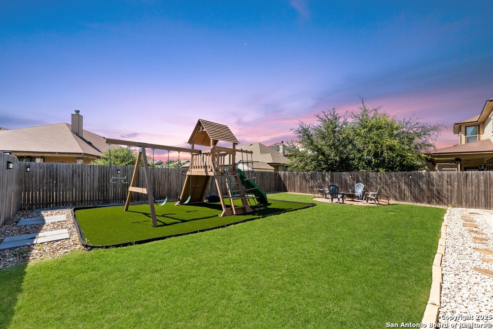 11306 Sawyer Valley