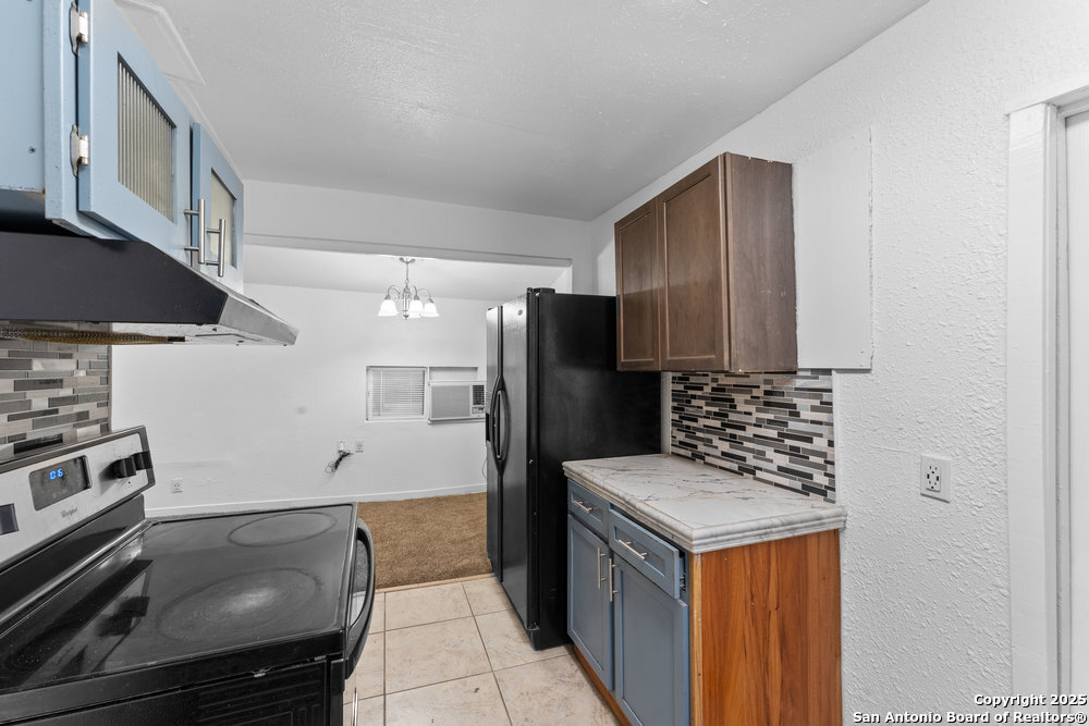 373 Avenue I