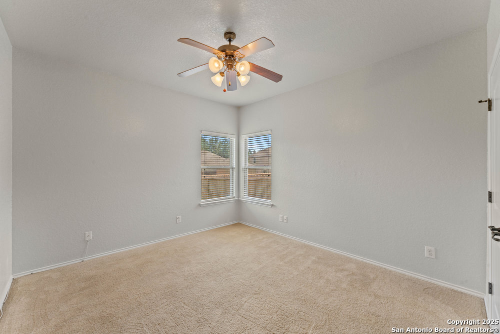 8407 Apache Bend