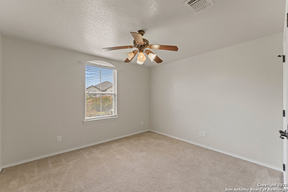 8407 Apache Bend