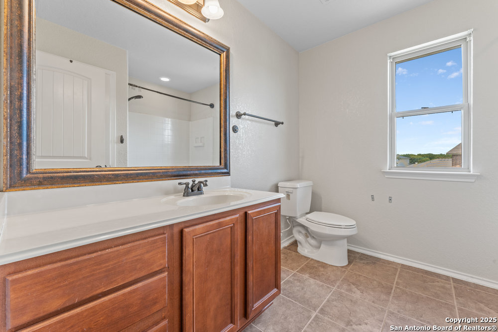 8407 Apache Bend