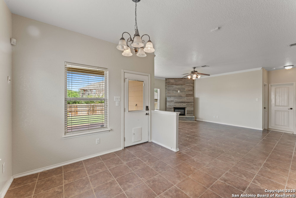 8407 Apache Bend