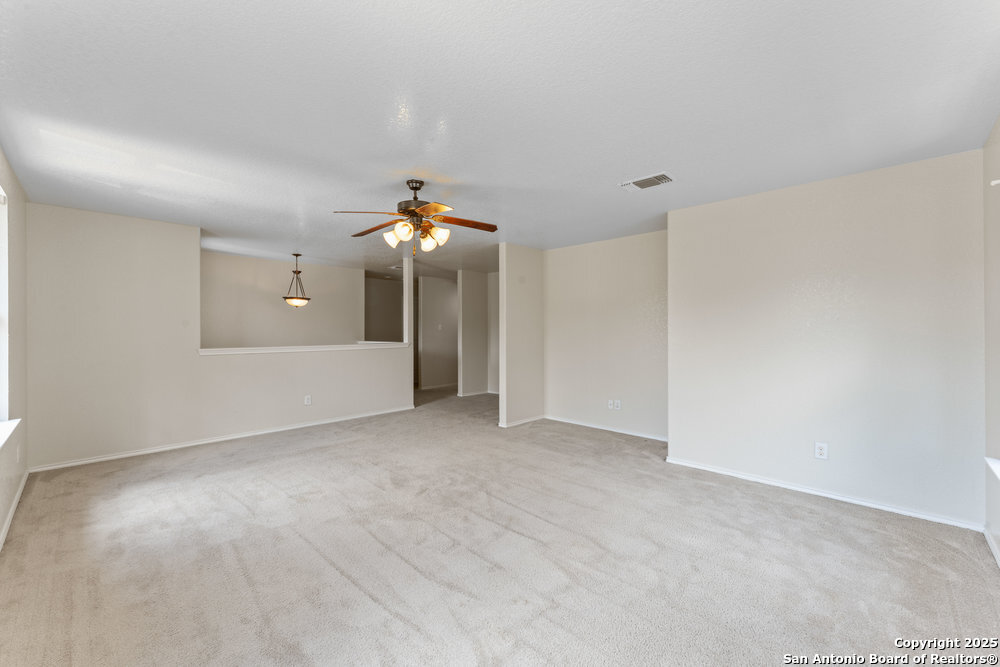 8407 Apache Bend