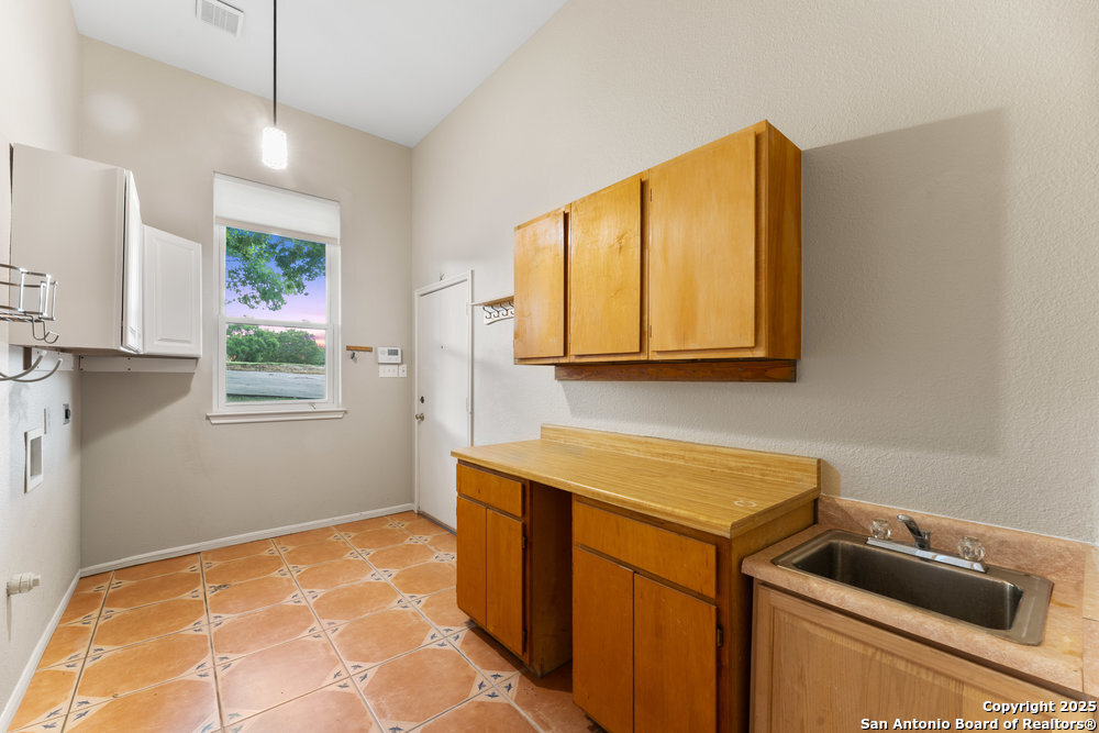 25819 Whata View