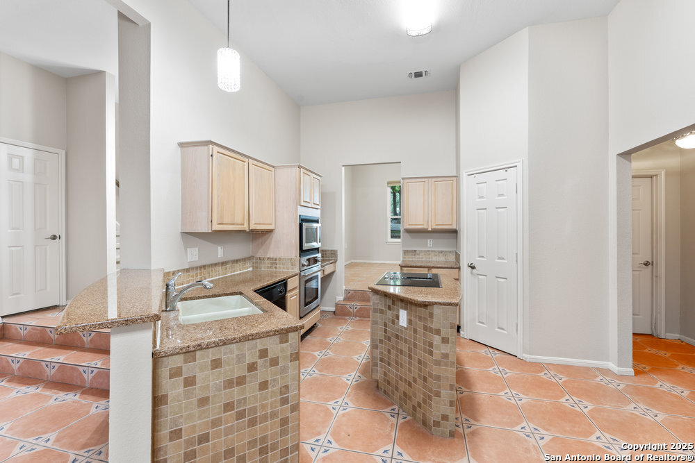 25819 Whata View