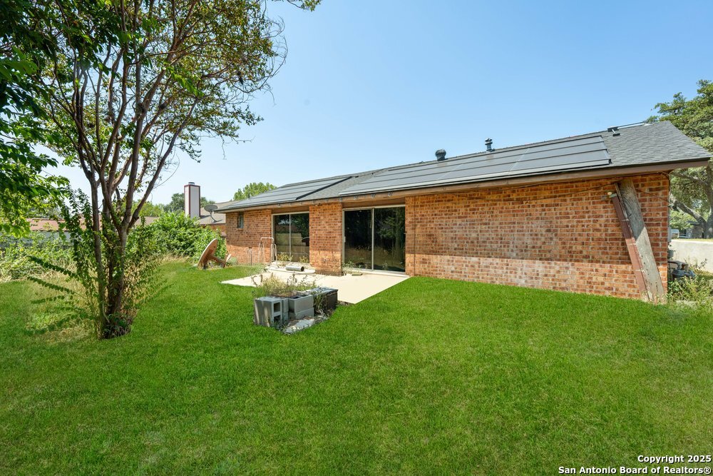 11542 Woollcott