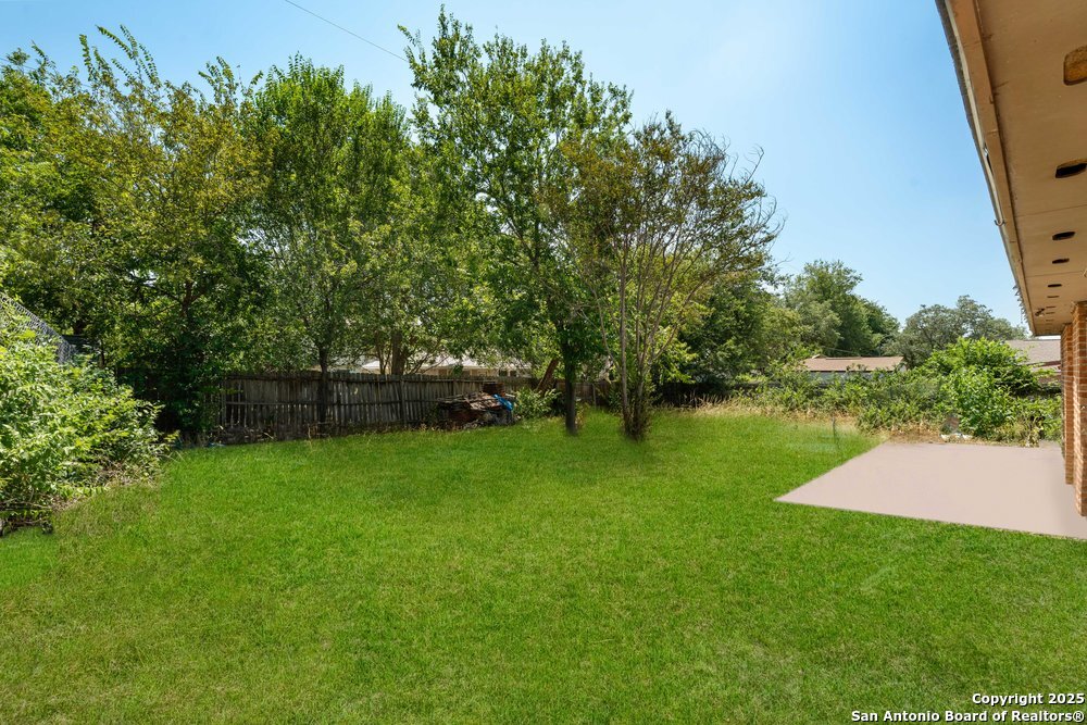 11542 Woollcott