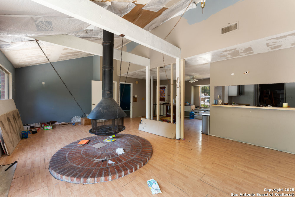 11542 Woollcott
