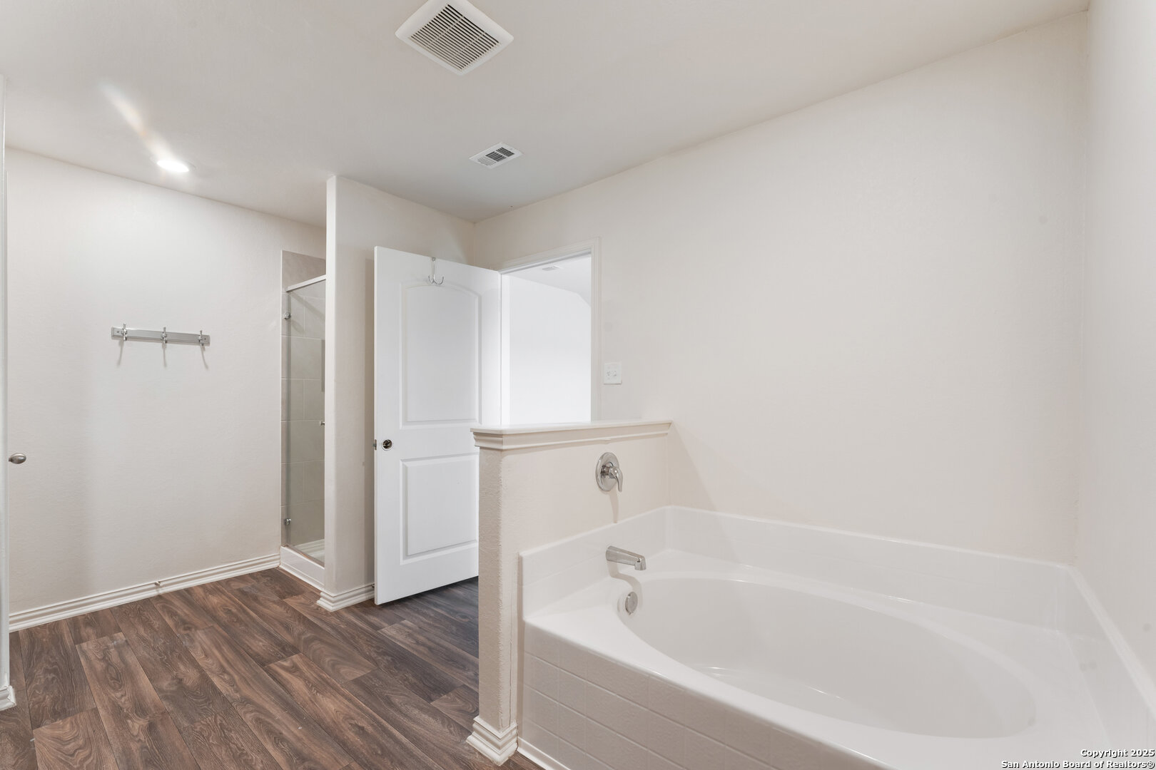 15231 Harbor Landing