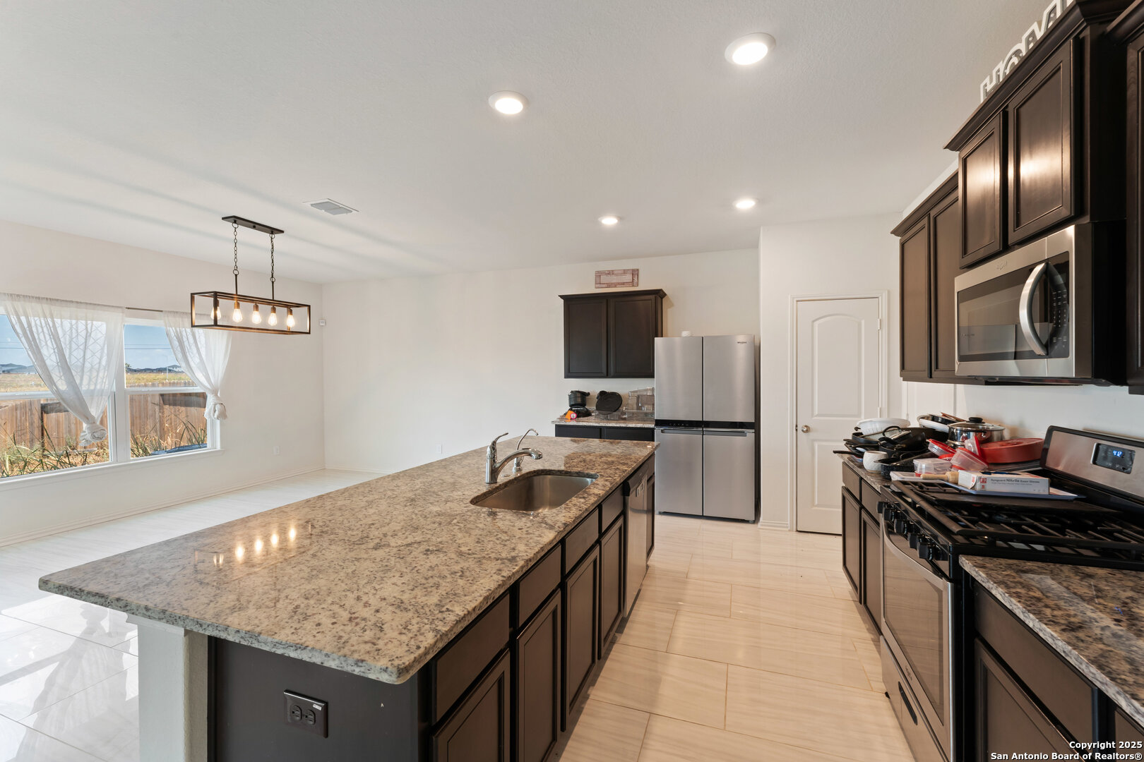 15231 Harbor Landing