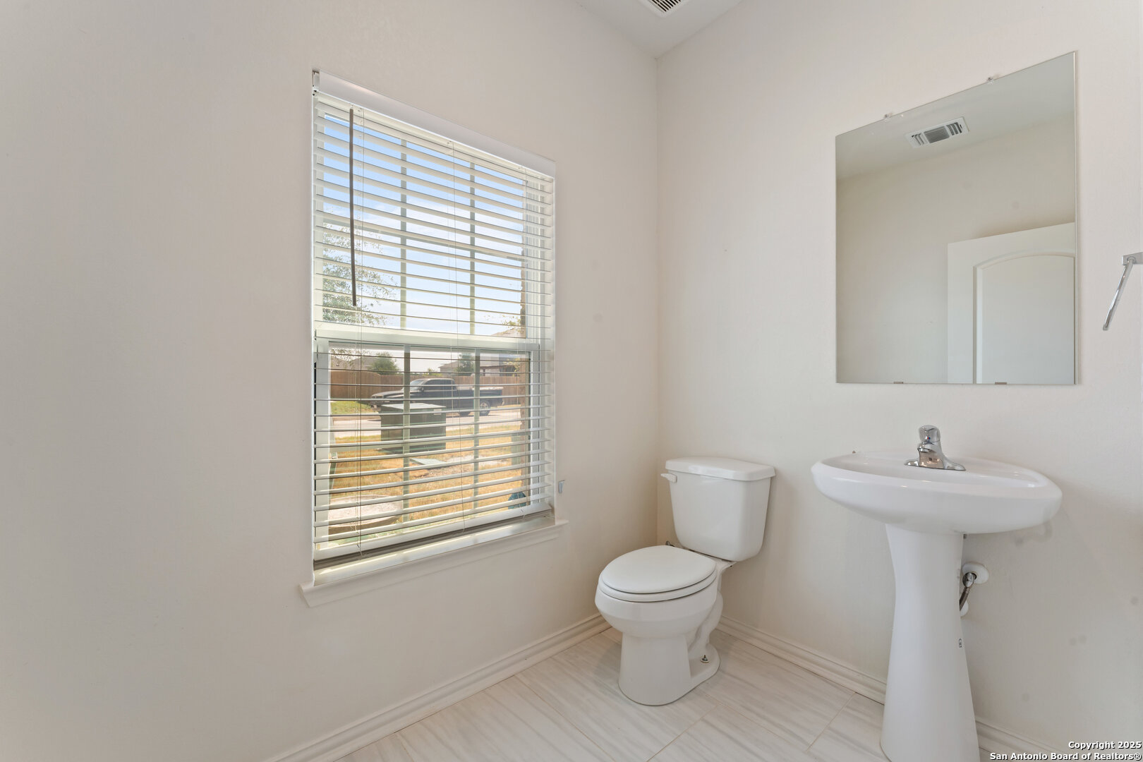 15231 Harbor Landing