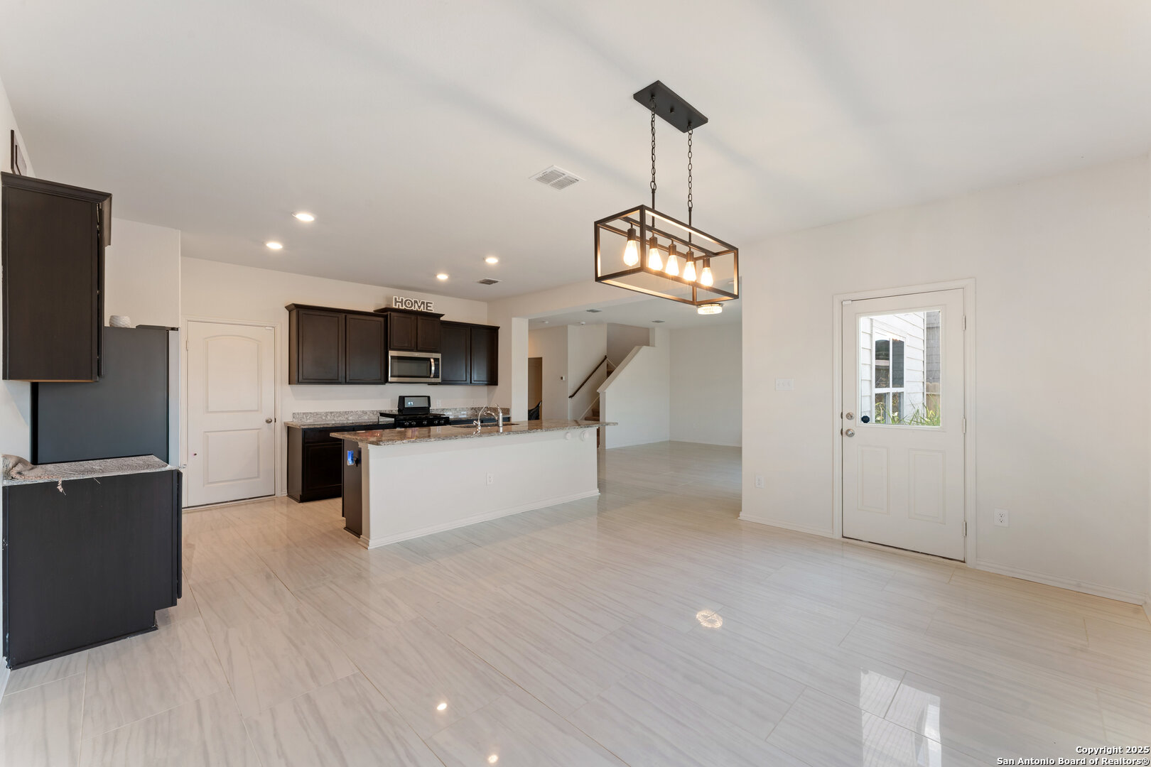 15231 Harbor Landing