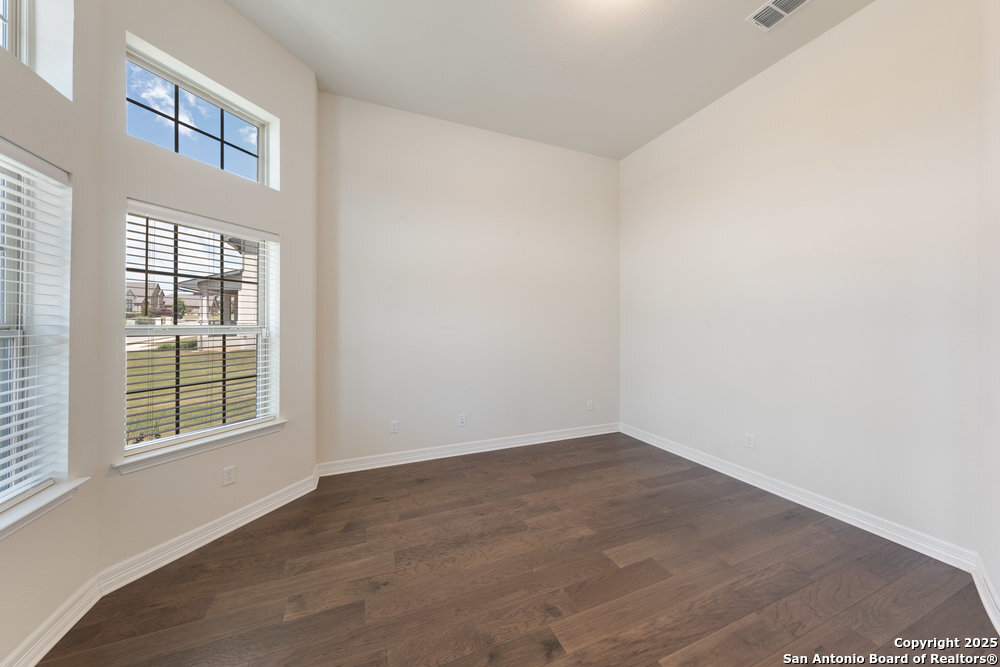 10472 Gage Park