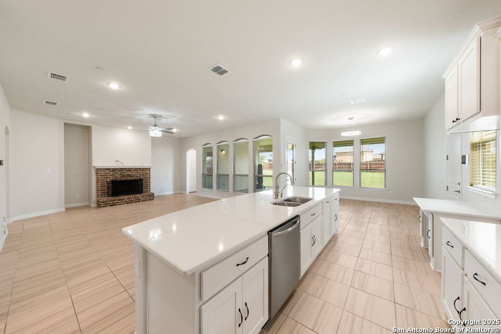 10472 Gage Park