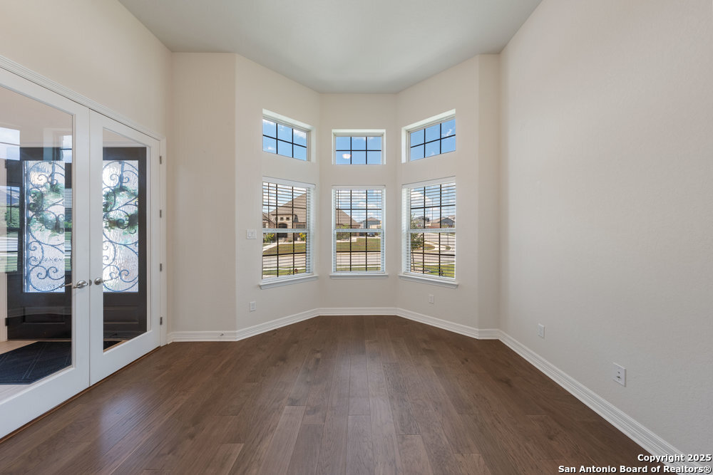 10472 Gage Park