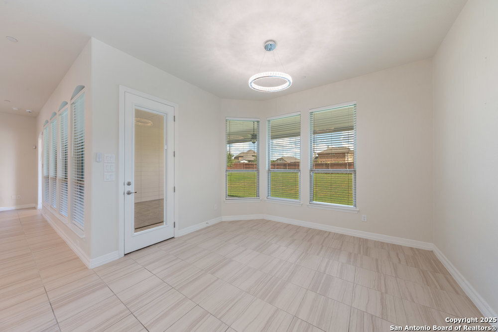 10472 Gage Park