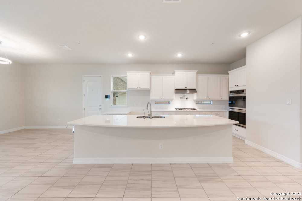 10472 Gage Park