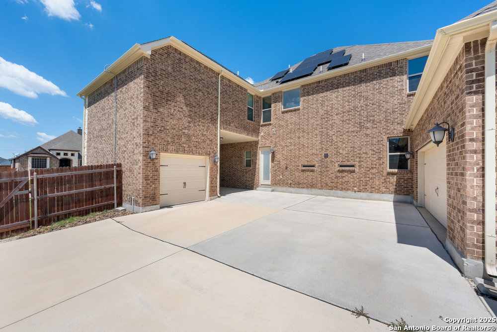 10472 Gage Park