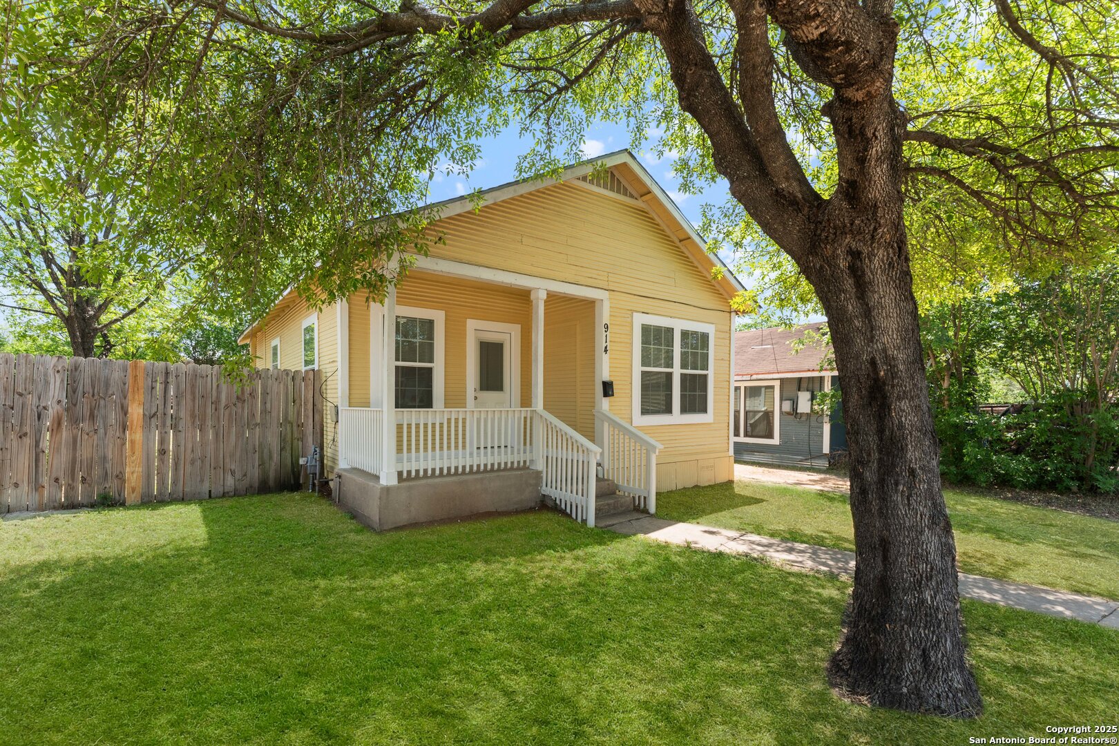 914 Piedmont Avenue
