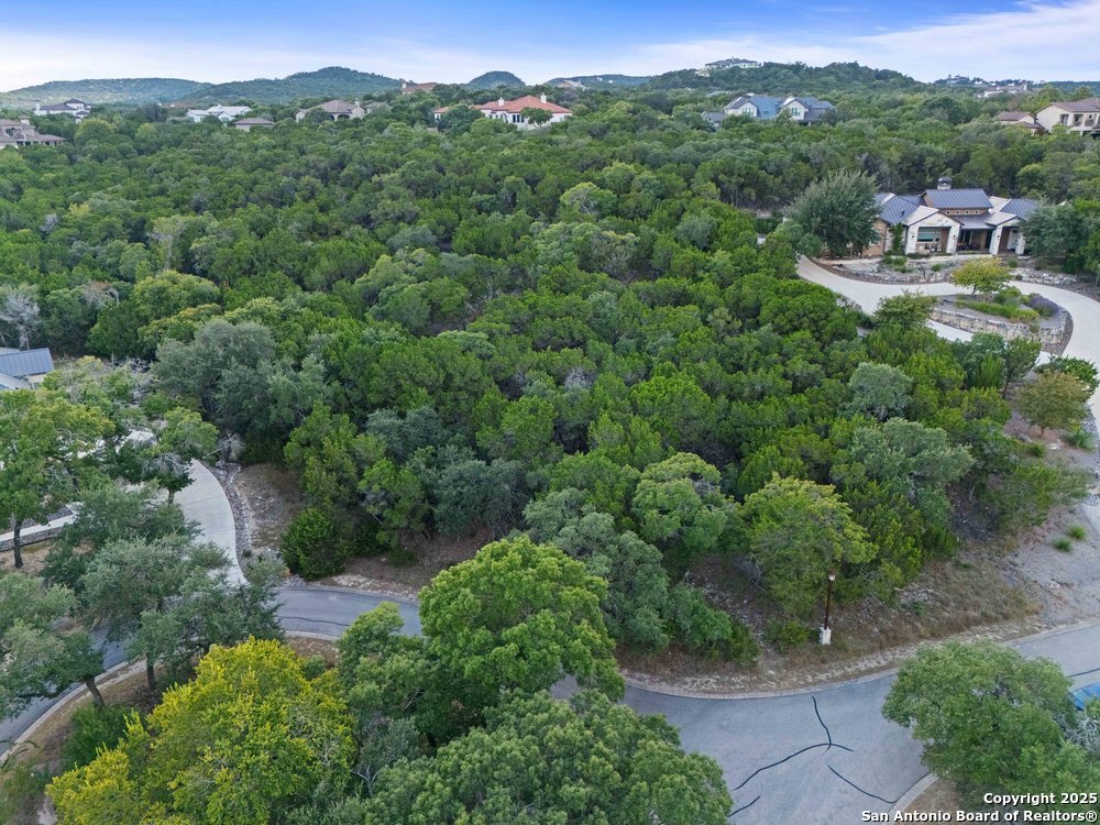25007 Caliza Cove