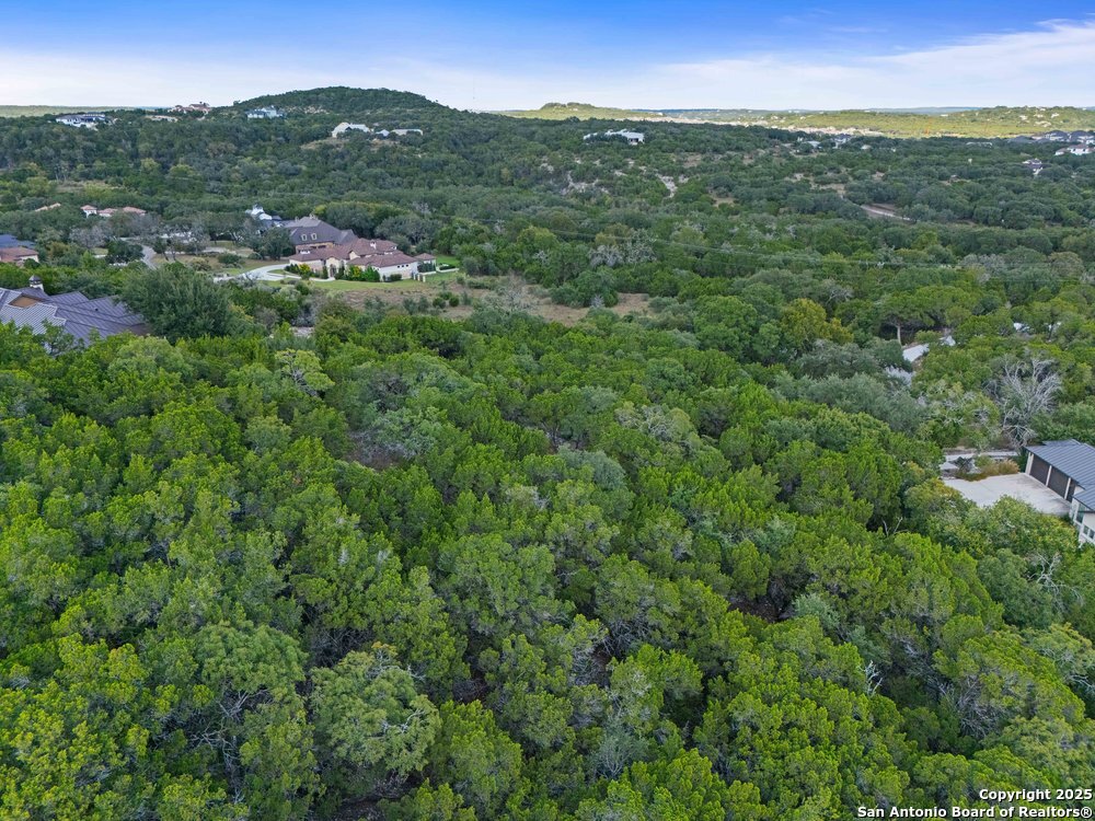25007 Caliza Cove