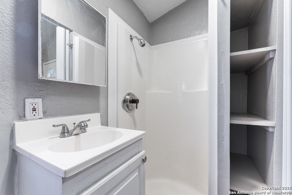 403 Terrell Ave