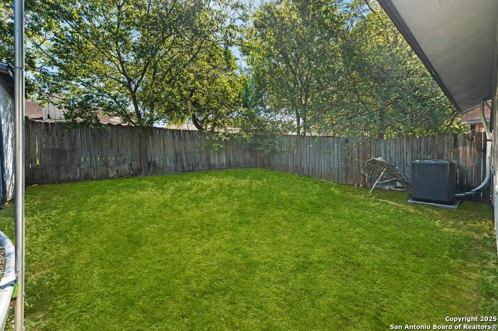 5936 Misty Glen